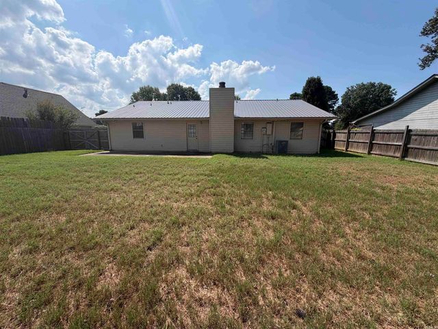 618 Nottingham Cv, Jacksonville, AR 72076