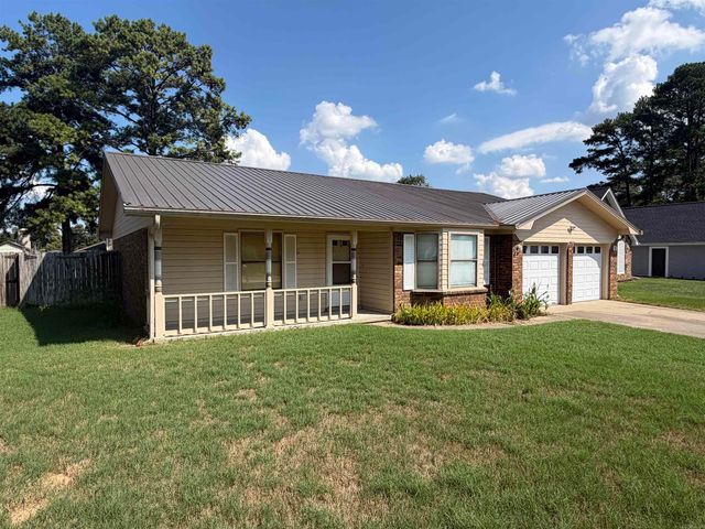 618 Nottingham Cv, Jacksonville, AR 72076