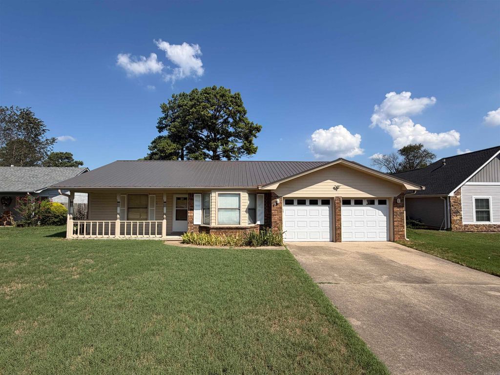 618 Nottingham Cv, Jacksonville, AR 72076