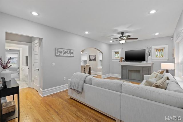 4978 Odell Street, St Louis, MO 63139