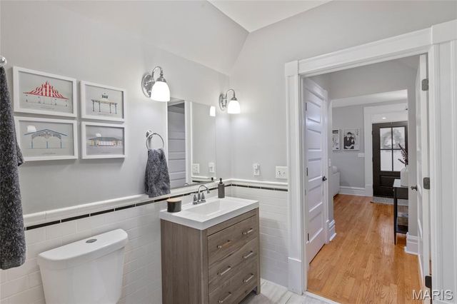 4978 Odell Street, St Louis, MO 63139