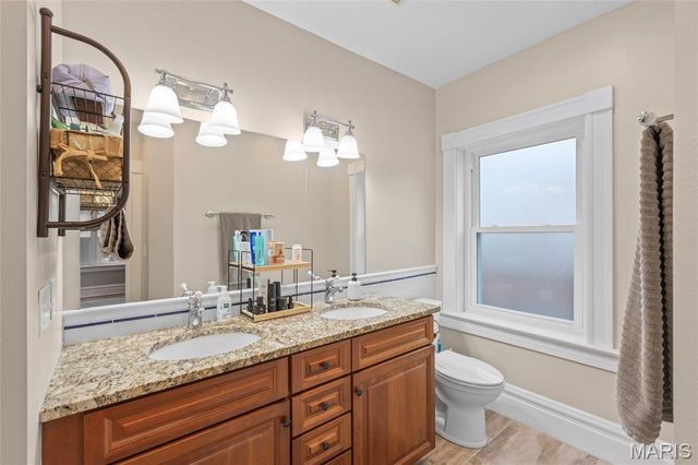 4978 Odell Street, St Louis, MO 63139