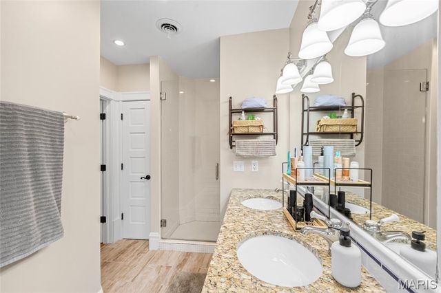 4978 Odell Street, St Louis, MO 63139