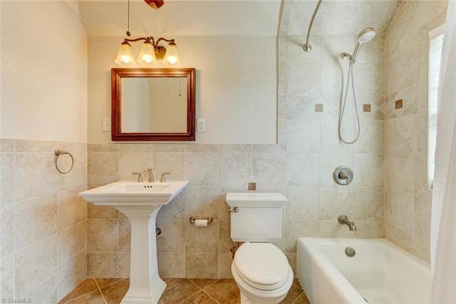 612 Parkway Boulevard, Reidsville, NC 27320