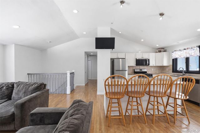 153 S Pascack Road, Nanuet, NY 10954