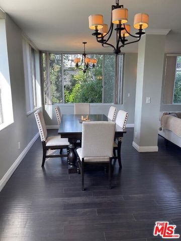 412 N Palm Drive 302, Beverly Hills, CA 90210
