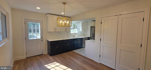 13208 ALISON ST, Woodbridge, VA 22191