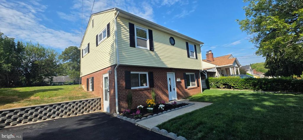 13208 ALISON ST, Woodbridge, VA 22191
