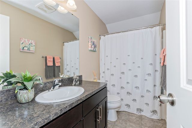 17259 Woodshire Drive, Strongsville, OH 44149