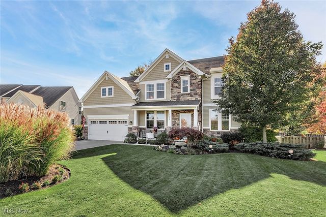 17259 Woodshire Drive, Strongsville, OH 44149