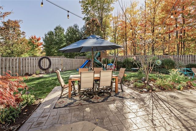 17259 Woodshire Drive, Strongsville, OH 44149