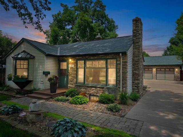 493 Wheelock Parkway W, Saint Paul, MN 55117