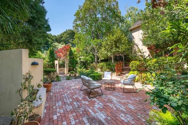 743 Orange Avenue, San Carlos, CA 94070