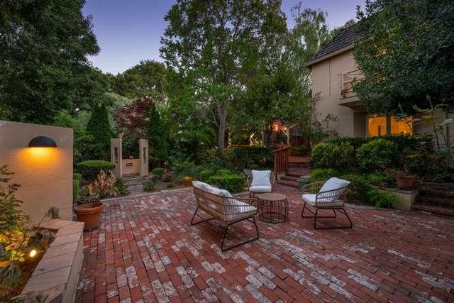 743 Orange Avenue, San Carlos, CA 94070