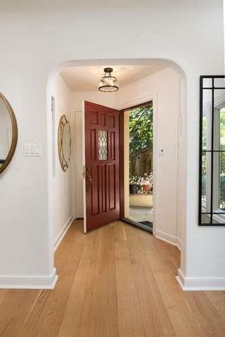 743 Orange Avenue, San Carlos, CA 94070