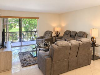 890 SW 9th Street Cir 202, Boca Raton, FL 33486