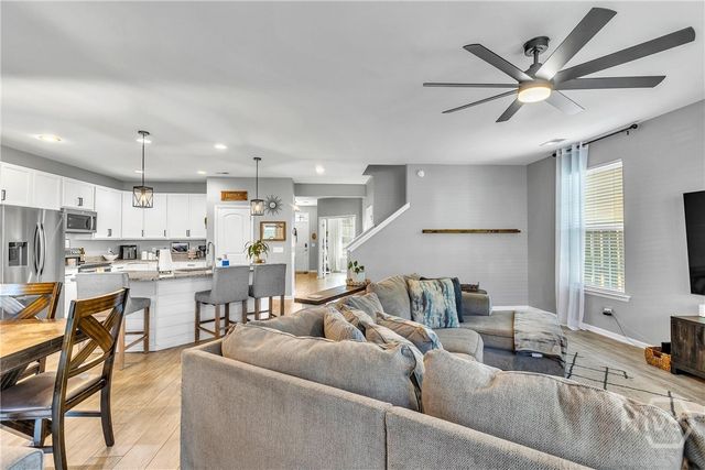 265 Smoke Rise Road, Richmond Hill, GA 31324