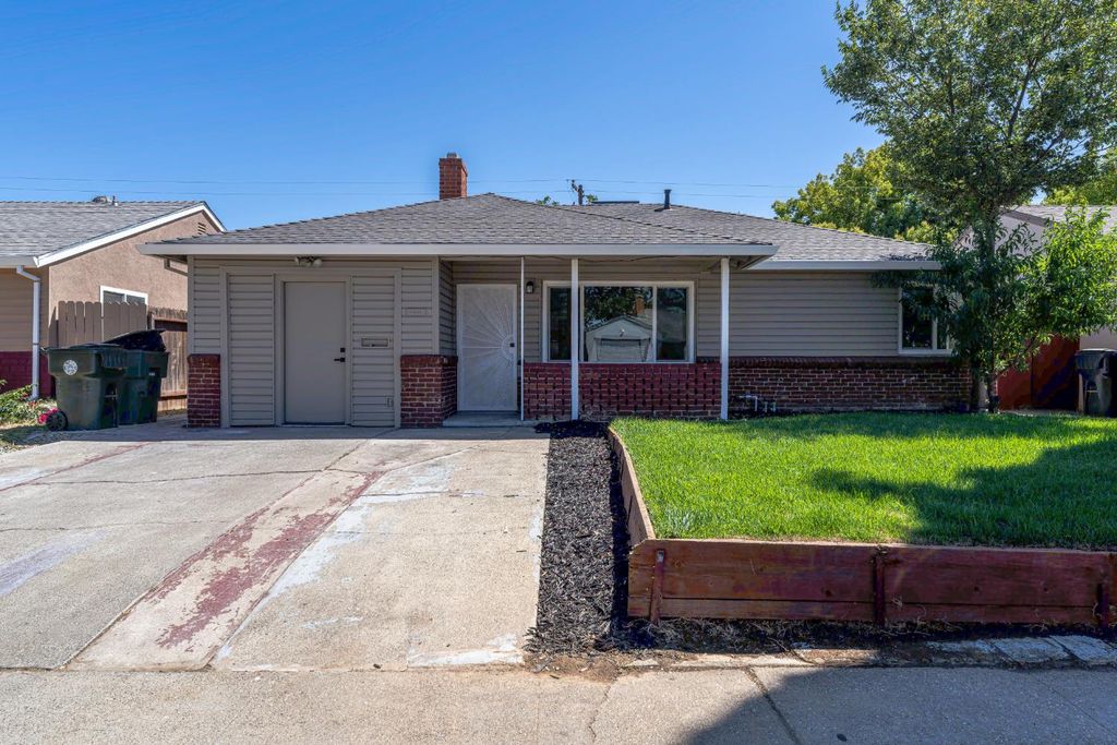 4941 Alcott Dr, Sacramento, CA 95820