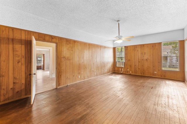 327 12th Street, Somerville, TX 77879