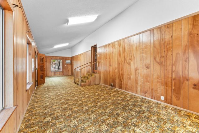 327 12th Street, Somerville, TX 77879