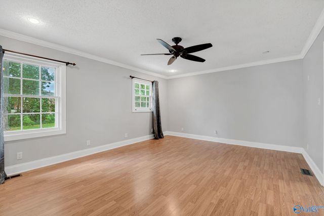 312 Forrest Park Court NW, Huntsville, AL 35806