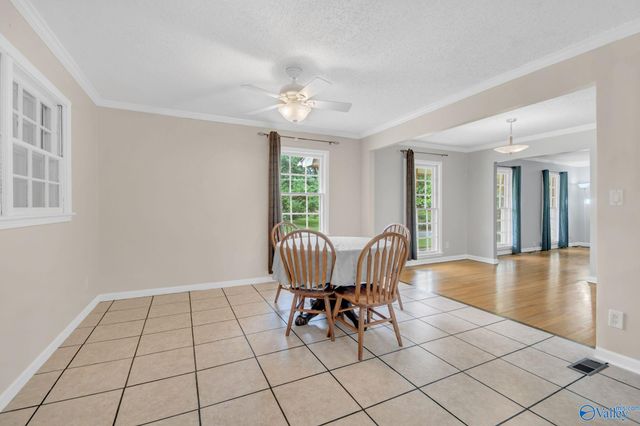 312 Forrest Park Court NW, Huntsville, AL 35806