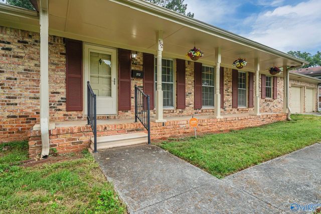 312 Forrest Park Court NW, Huntsville, AL 35806