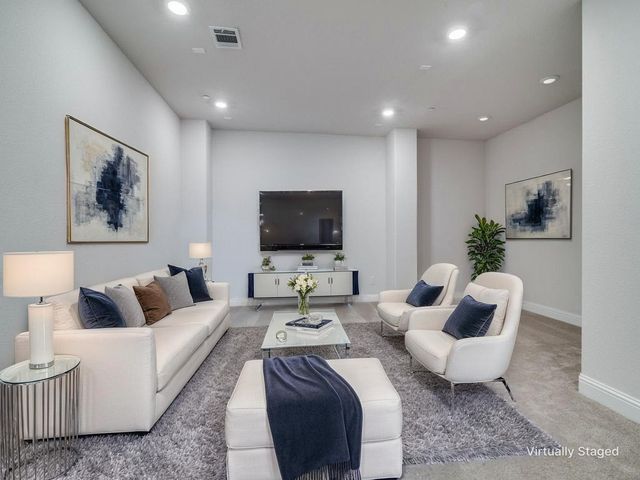 523 Twilight Drive, Sunnyvale, TX 75182