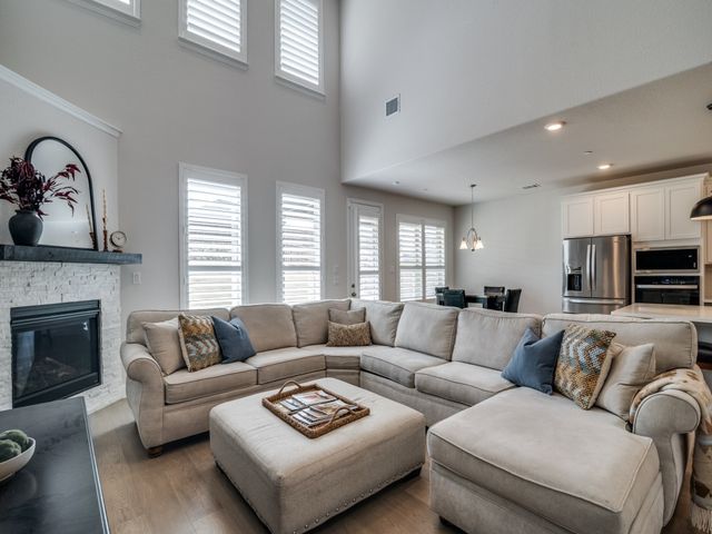 523 Twilight Drive, Sunnyvale, TX 75182