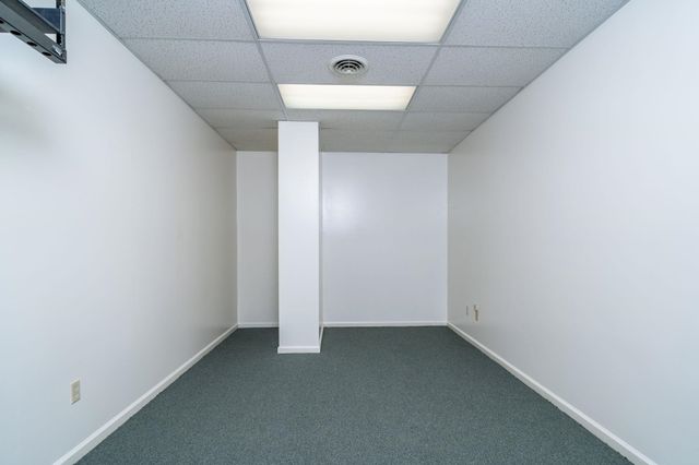 1600 N Coalter St Ste 6, Staunton, VA 24401