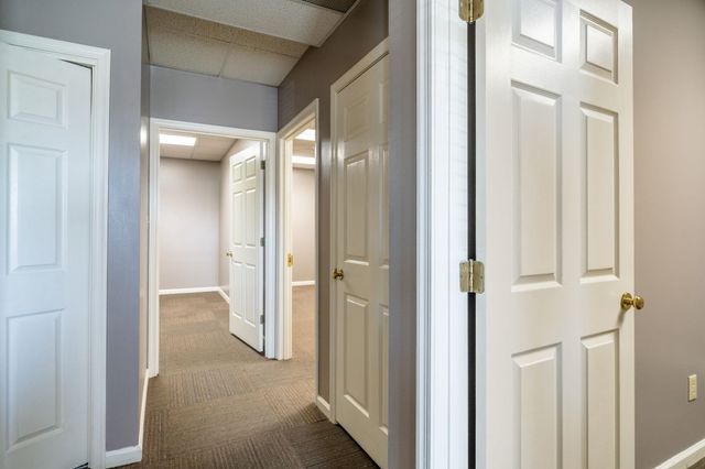 1600 N Coalter St Ste 6, Staunton, VA 24401