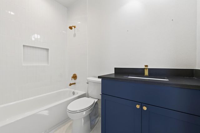 1410 Perez ST 1, Austin, TX 78721