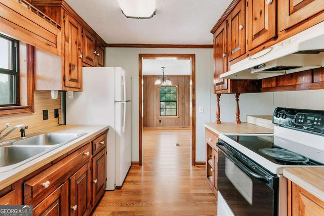 621 Elberton Road, Lexington, GA 30648