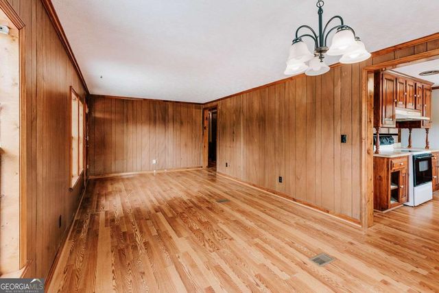 621 Elberton Road, Lexington, GA 30648