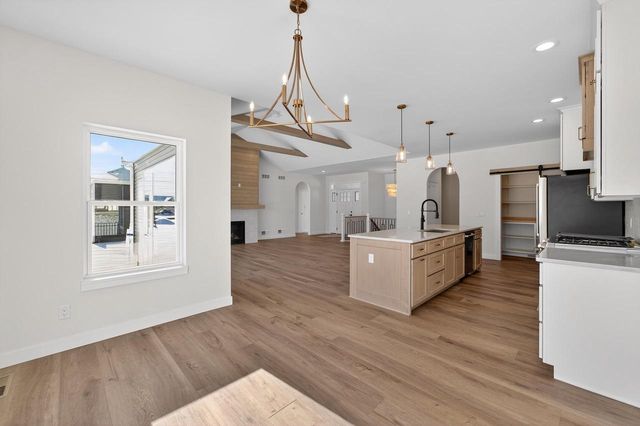 7711 Stonecrop Way, Deforest, WI 53532