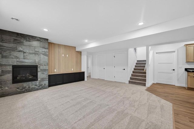 7711 Stonecrop Way, Deforest, WI 53532