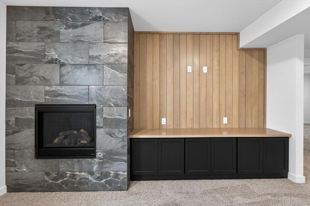 7711 Stonecrop Way, Deforest, WI 53532