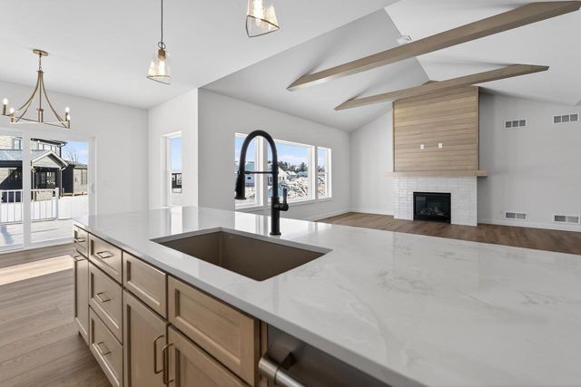 7711 Stonecrop Way, Deforest, WI 53532