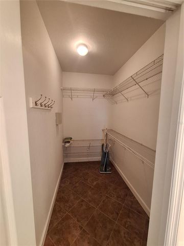 5140 NORTHRIDGE ROAD 102, Sarasota, FL 34238