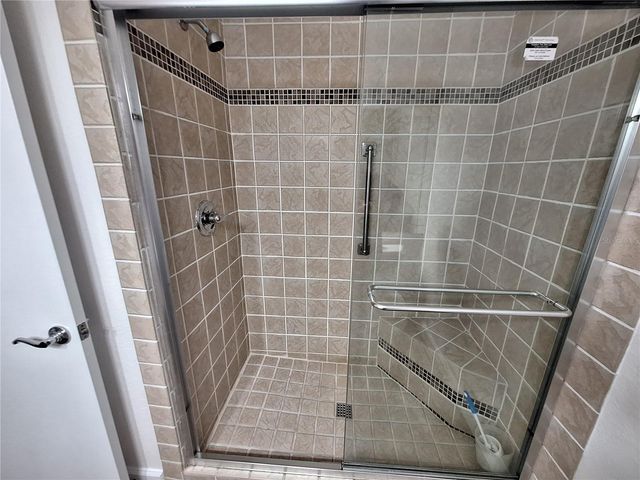 5140 NORTHRIDGE ROAD 102, Sarasota, FL 34238