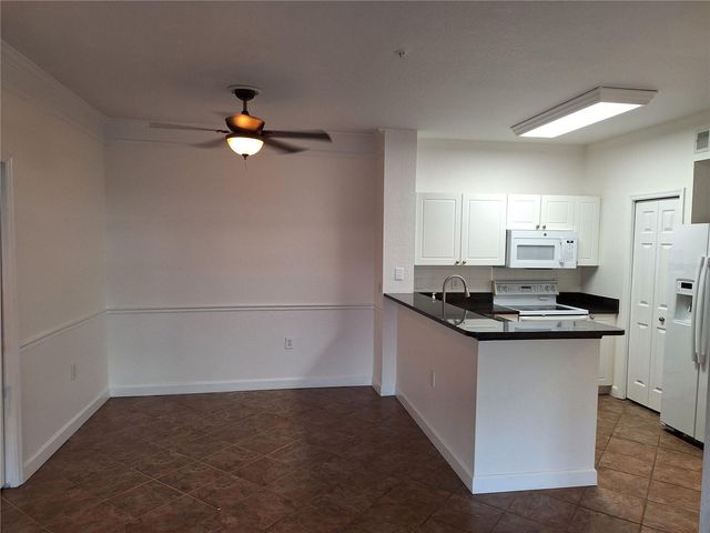 5140 NORTHRIDGE ROAD 102, Sarasota, FL 34238