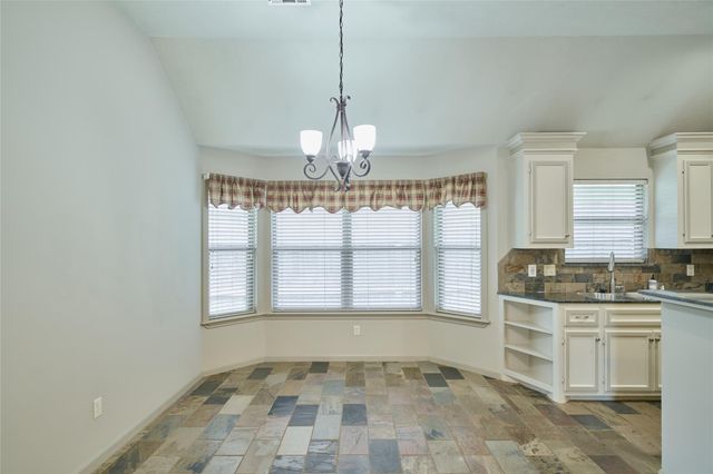 13613 Vail Drive, Montgomery, TX 77356