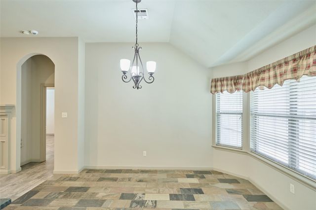 13613 Vail Drive, Montgomery, TX 77356