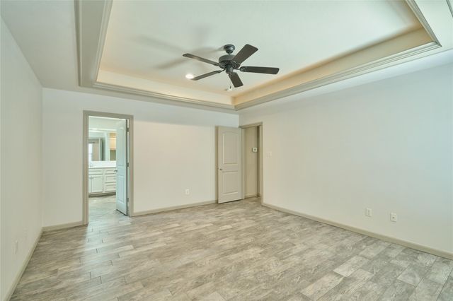 13613 Vail Drive, Montgomery, TX 77356
