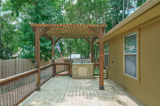 13613 Vail Drive, Montgomery, TX 77356