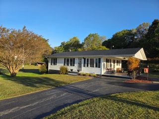 1789 Old Franklin Tpke, Rocky Mount, VA 24151