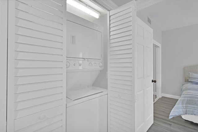 5520 N Harbor Village Drive 105, Vero Beach, FL 32967