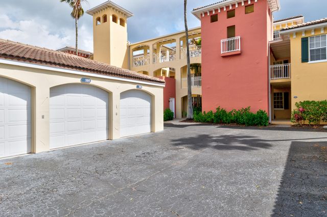 5520 N Harbor Village Drive 105, Vero Beach, FL 32967