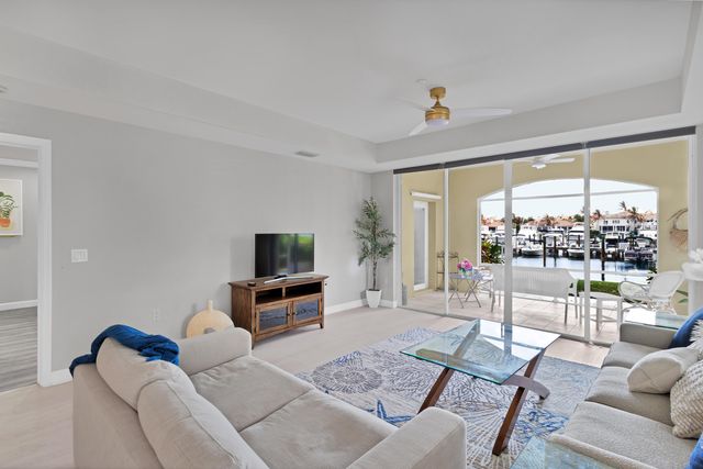 5520 N Harbor Village Drive 105, Vero Beach, FL 32967