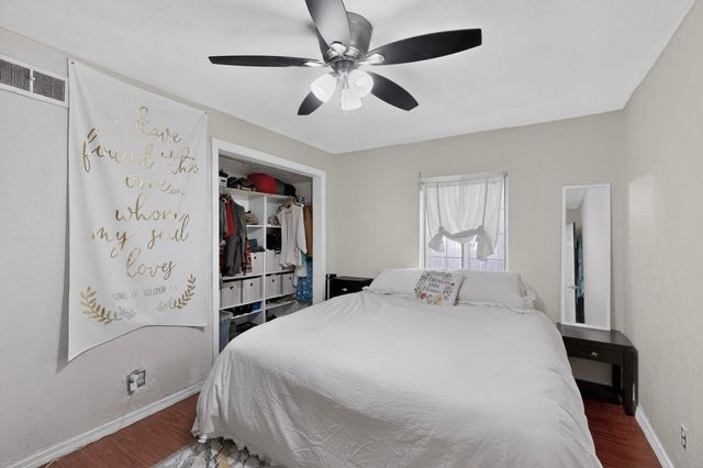 821 WHITING Road SW, Albuquerque, NM 87105